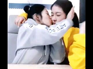 878craze's tweet photo. DDIDDI OPPA!!! I MISS YOU!!! ㅠ.ㅠ
#시연 #프리스틴 #띠띠 #Xiyeon #pristin #ddiddi https://t.co/PAOgej8Ncp