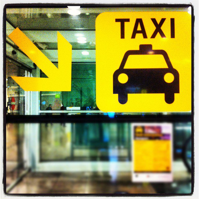 Escalea's tweet photo. Paris Airport transfers https://t.co/JMLn0Ghhf3