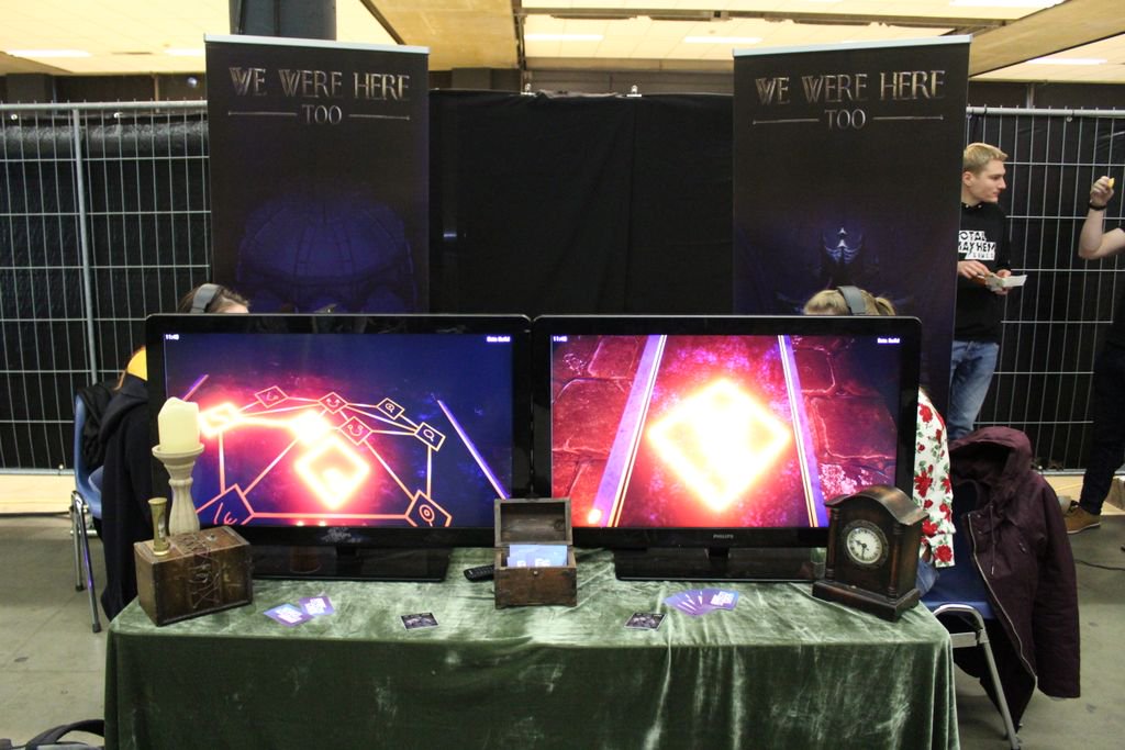 Utomik's tweet photo. Some highlights from GuildGames, a local #gaming event we attended yesterday. Played a bunch of wonderful #indiegames &amp; talked to some lovely indie devs.

@WeWereHereGame @Twirlbound @degoma_games @DungeonSqueaker @Bullet_Runner @jaswirraghoe

#indiedev #indiegame #Indiescovery https://t.co/ilfprET6Qo