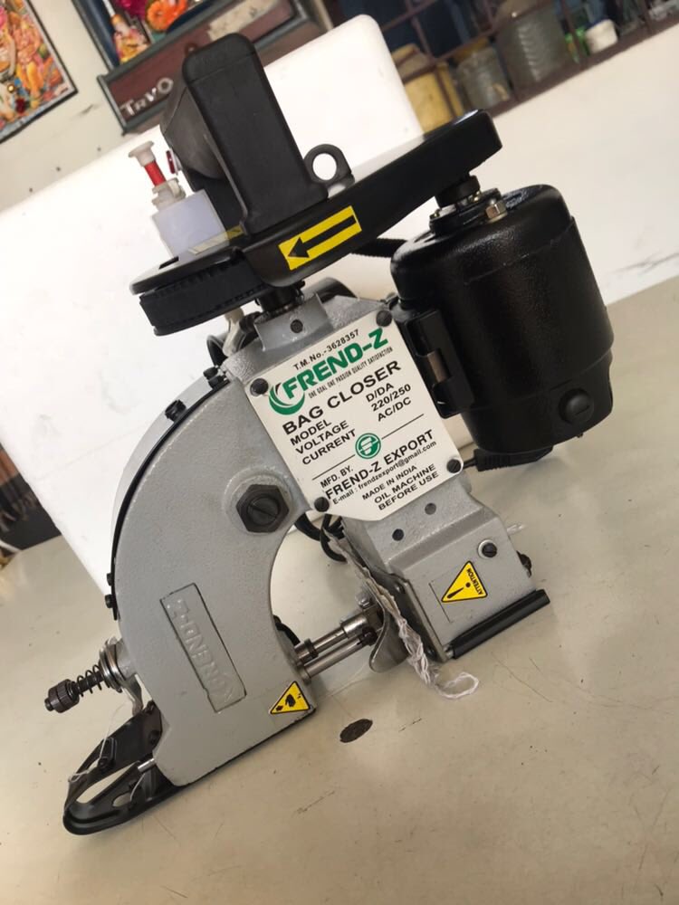 frendzexport's tweet image. Our Bagcloser sewing machines are ready to dispatch to our happy customer in Pakistan! 🙂

#frendzexport #businessman #export #sewing #machine #bicycle #parts #india #pakistan #bangladesh #dubai #myanmar #china #singapore #world