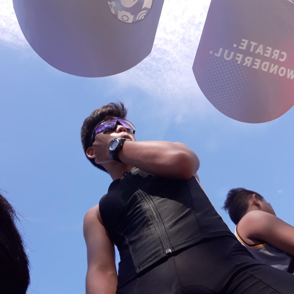 Sometimes you learn how to walk away from your problems🤗🤔😏