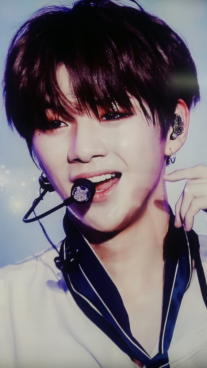 vambby's tweet photo. 19961210 다니엘 생일축하해♡

#갓다니엘 #강다니엘 #다니엘생일축하해 #강다니엘다음팬카페 https://t.co/ag81rDo0Cu