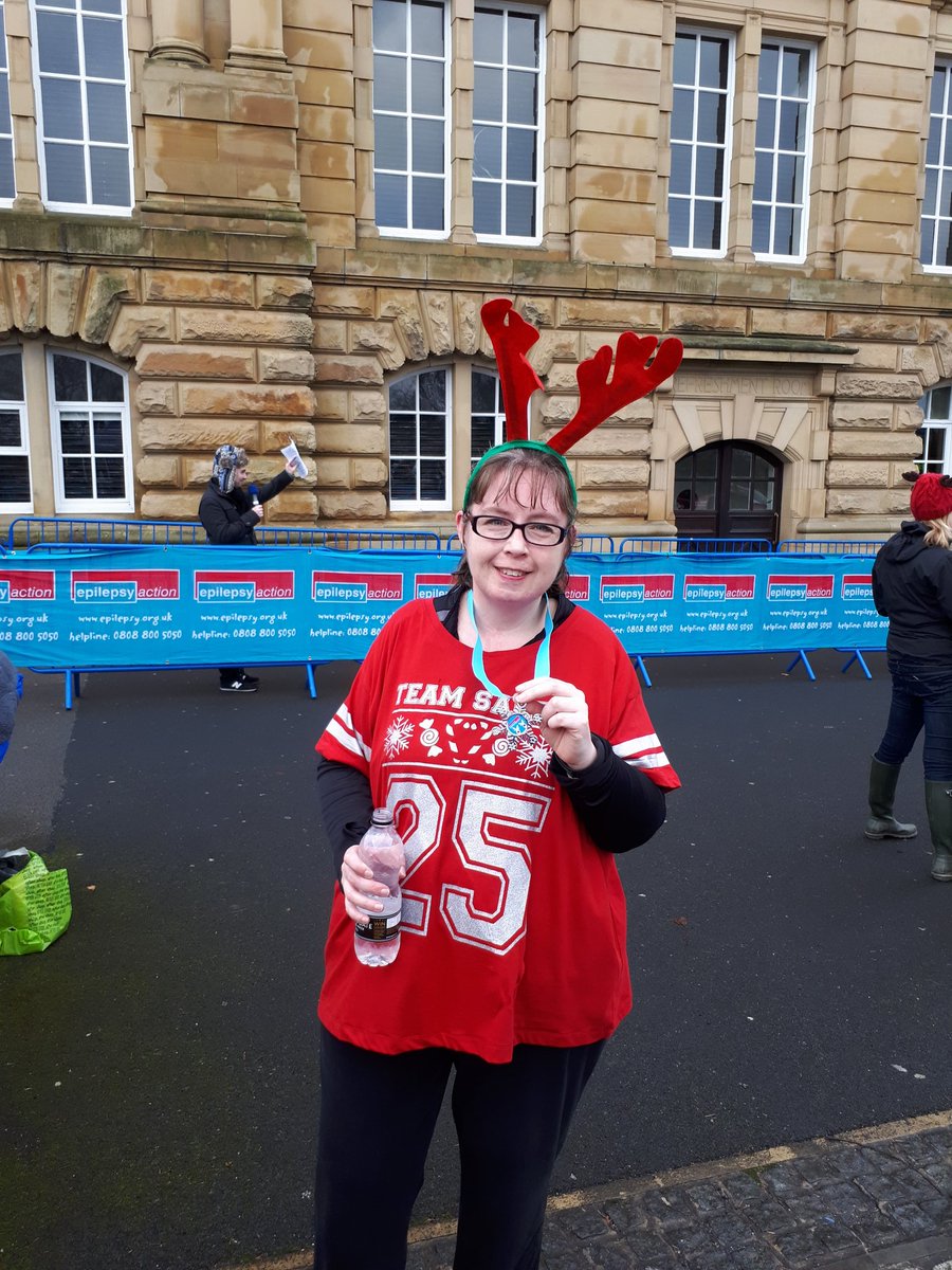 meltin_glass's tweet image. @epilepsyaction Had a wonderful morning, the atmosphere was fantastic! 😀 Plus 2 new pbs and my first mince pie of the season, made my day 😊 xx #epilepsyaction #reindeerstampede #festivefunrun #runr