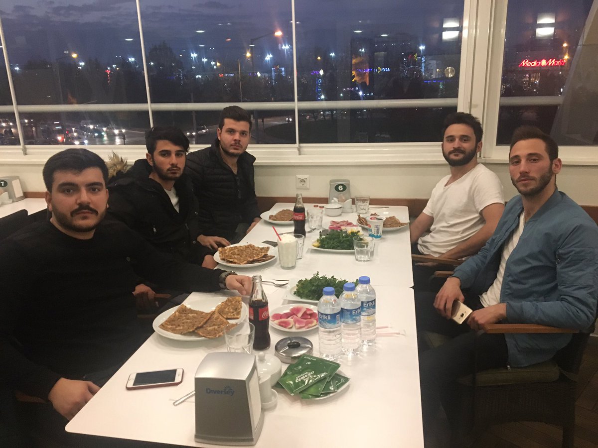 '' 3 '' porsiyon etli ekmek alabilir miyiz? 😎 <a href="/Unitimsahantep/">Ünitimsah Gaziantep</a>
