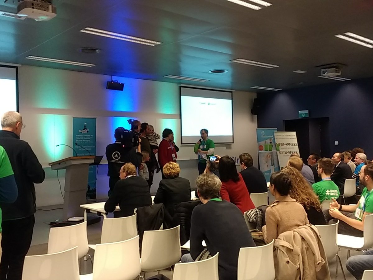 DigitalHealthBE's tweet photo. Congratulations to the POSAS team for the price for most patient benefit! 

#BeHealthHackathon #BeHealth https://t.co/QkxyRjtTKH