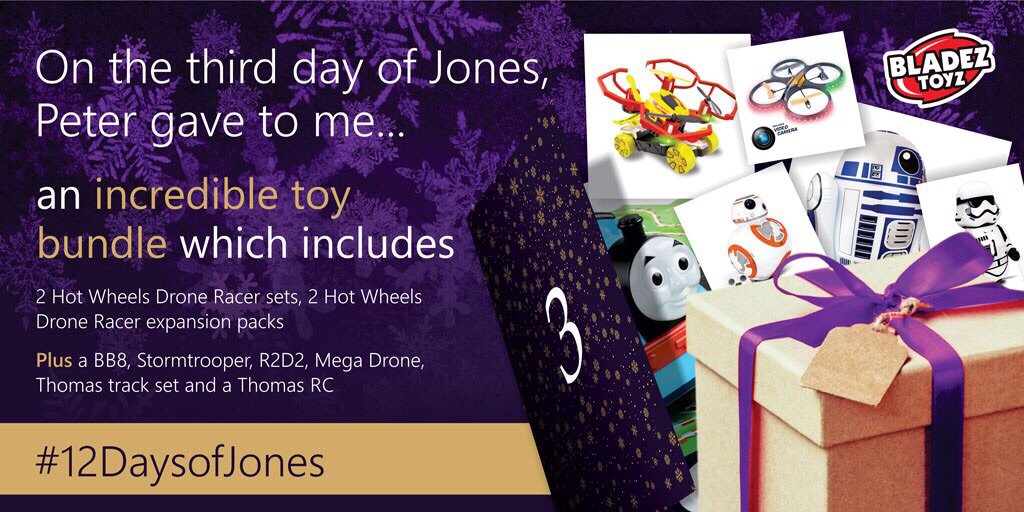 dragonjones's tweet photo. Don’t forget to follow @bladeztoyz and tweet me to tell me using #12DaysOfJones & #12DaysOfJonesDAY3 for the chance to win this amazing toy bundle 🎁 https://t.co/c3yHDsXm0U