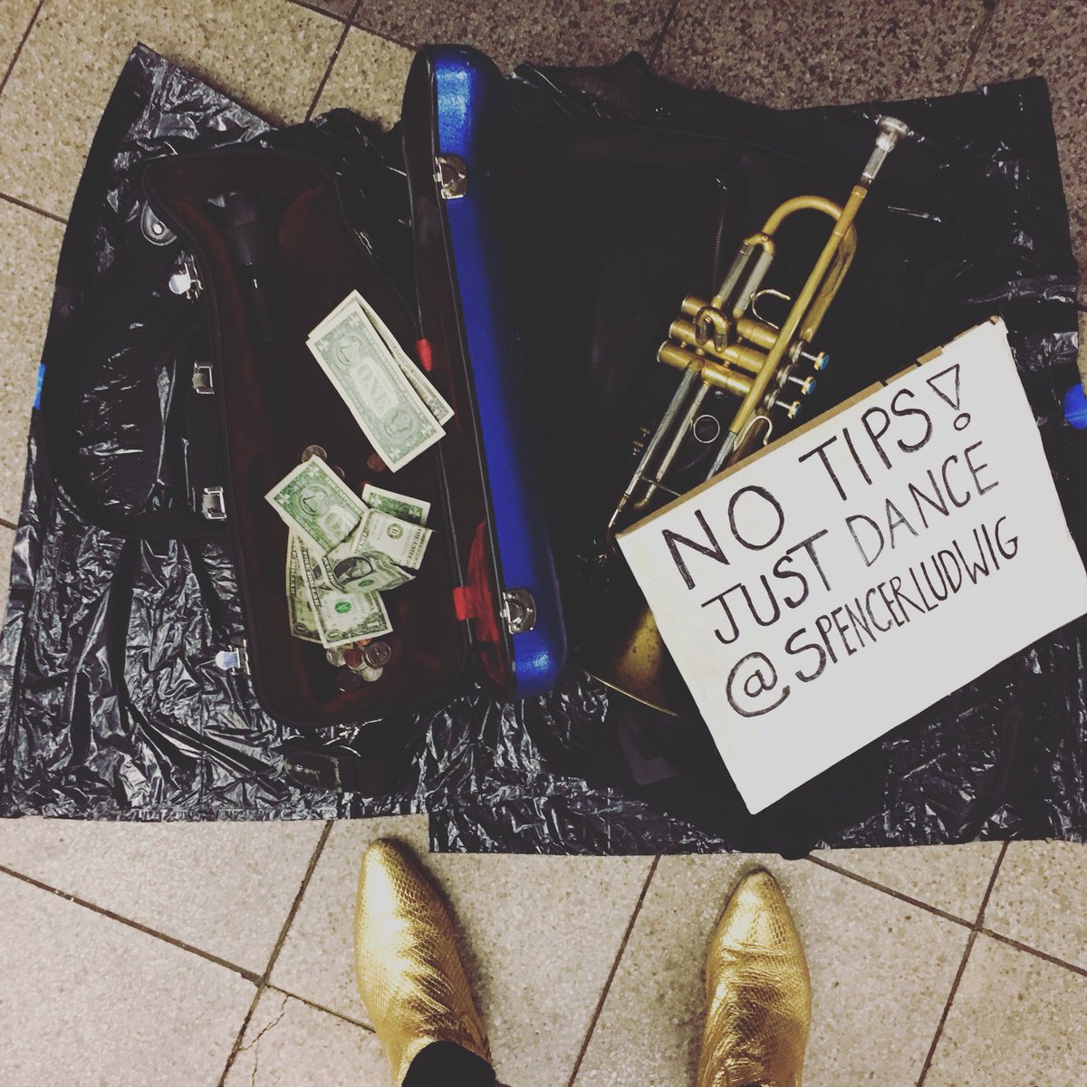 SpencerLudwig's tweet photo. catch me every other Saturday in the Union Square subway station by the 6 train stairs around 2pm #NoTipsJustDance https://t.co/f59T2zIy5T