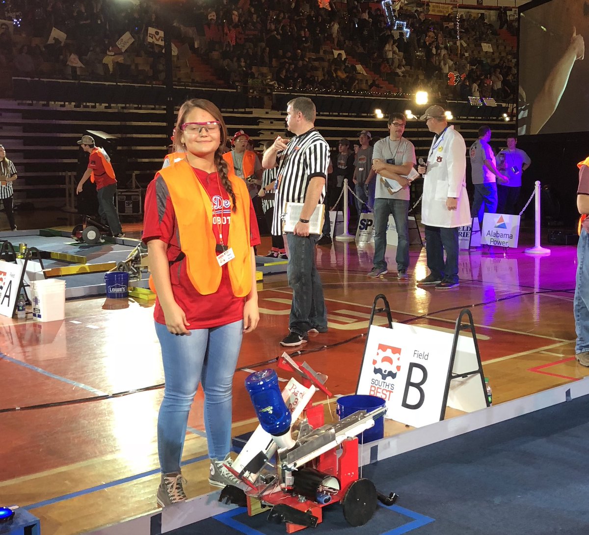 rosemary918's tweet image. #girlsinstem @BESTRobotics #SouthsBEST Regional Championship @AuburnU #crossfire2017