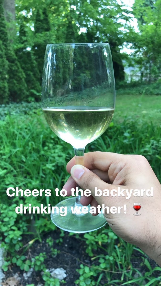 613drinksonme's tweet photo. My Kinda Sunday. 🍷#SundayFunday #MyOttawa #613drinks https://t.co/v69lJssMHG