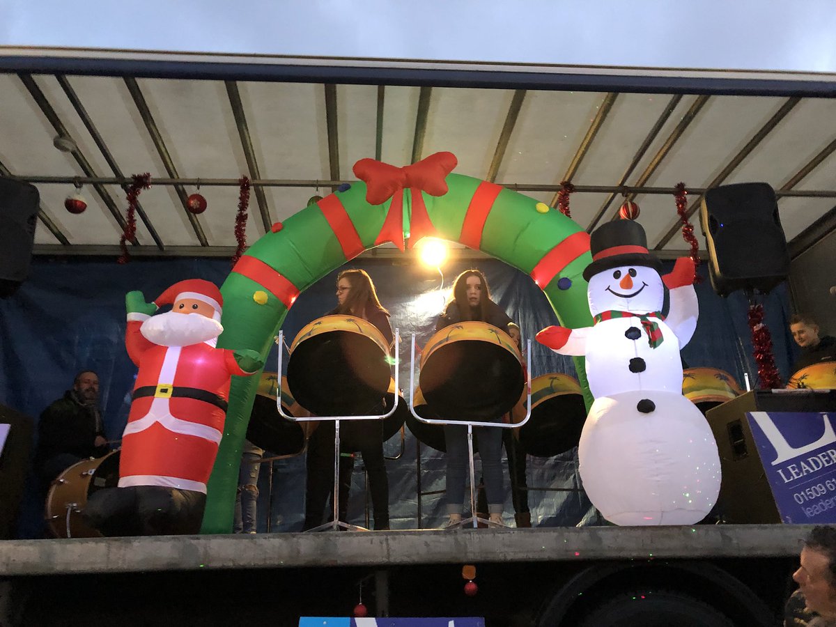 RawlinsAcademy's tweet image. Fantastic music from our students at the Quorn Christmas Lights switch on 🎄🎅🏻