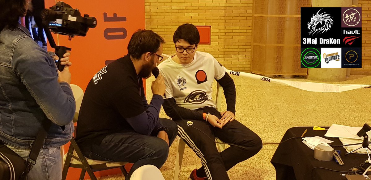 PeTeTe_PW's tweet photo. 🎮 3MDK e★STAR
Team 3Maj DraKon
Entrevista a @PeTeTeWorld antes de empezar la GRAN FINAL del Torneo de #CoD de @MangafestVJ #GamingFest17 a las🕔17:00h. 🆚️ @Efficiency_team
@zTrabalon @_RanaCrazy & @DarkunX
@Mangafest #MangaFest17
#CallOfDuty
#AlwaysCoD
#TheBestGSLeagues💚 https://t.co/32zCHX5MuQ