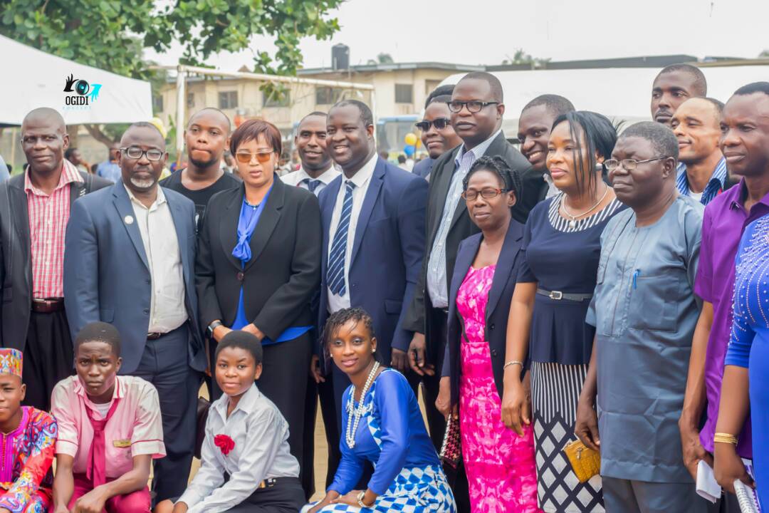 ILUSECALUMNI tweet media