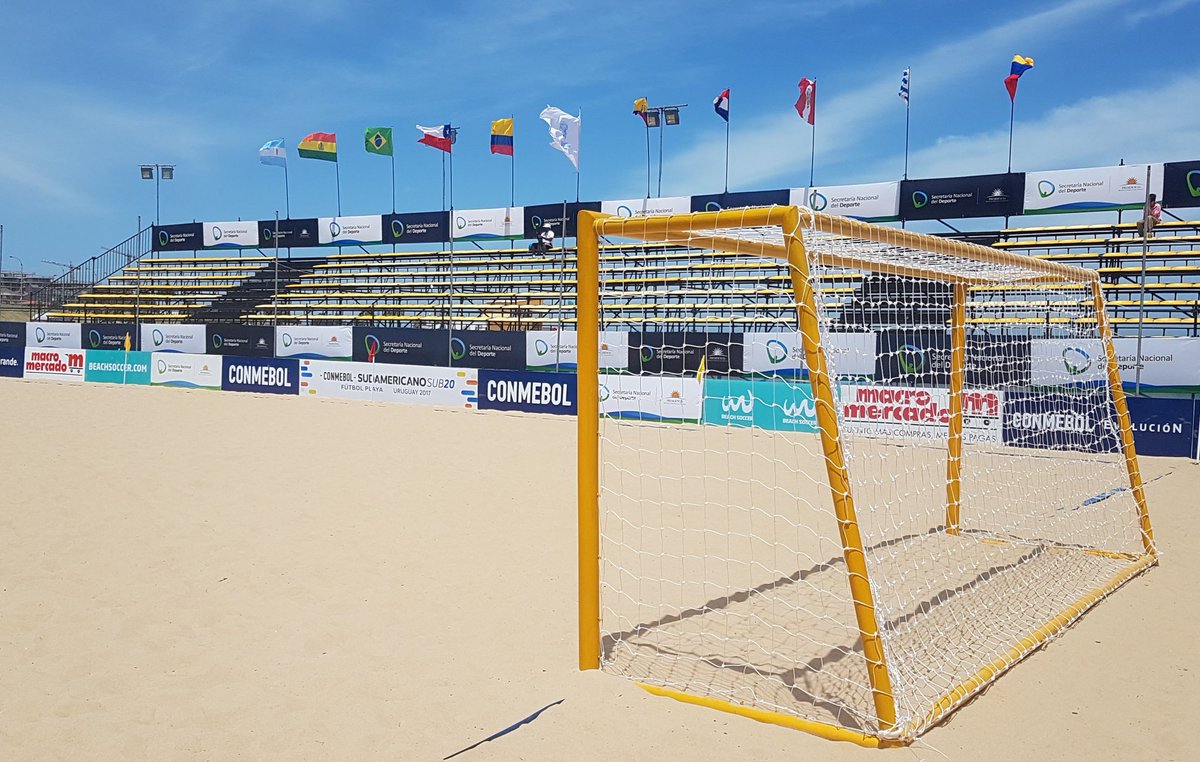 Estadio de fútbol playa de Pocitos