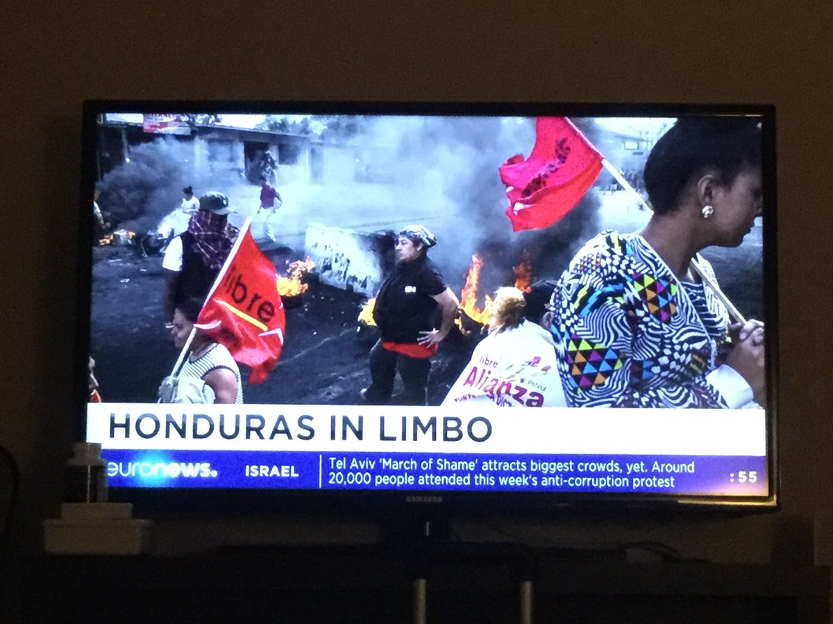 FernandoFiore's tweet photo. Sufriendo a la distancia (en RUSIA) por la situación en mi querida HONDURAS... Llamado a la cordura, la PAZ. Espero que esta situación termine pronto. ABRAZO CATRACHOS https://t.co/ZT3tOYtyID