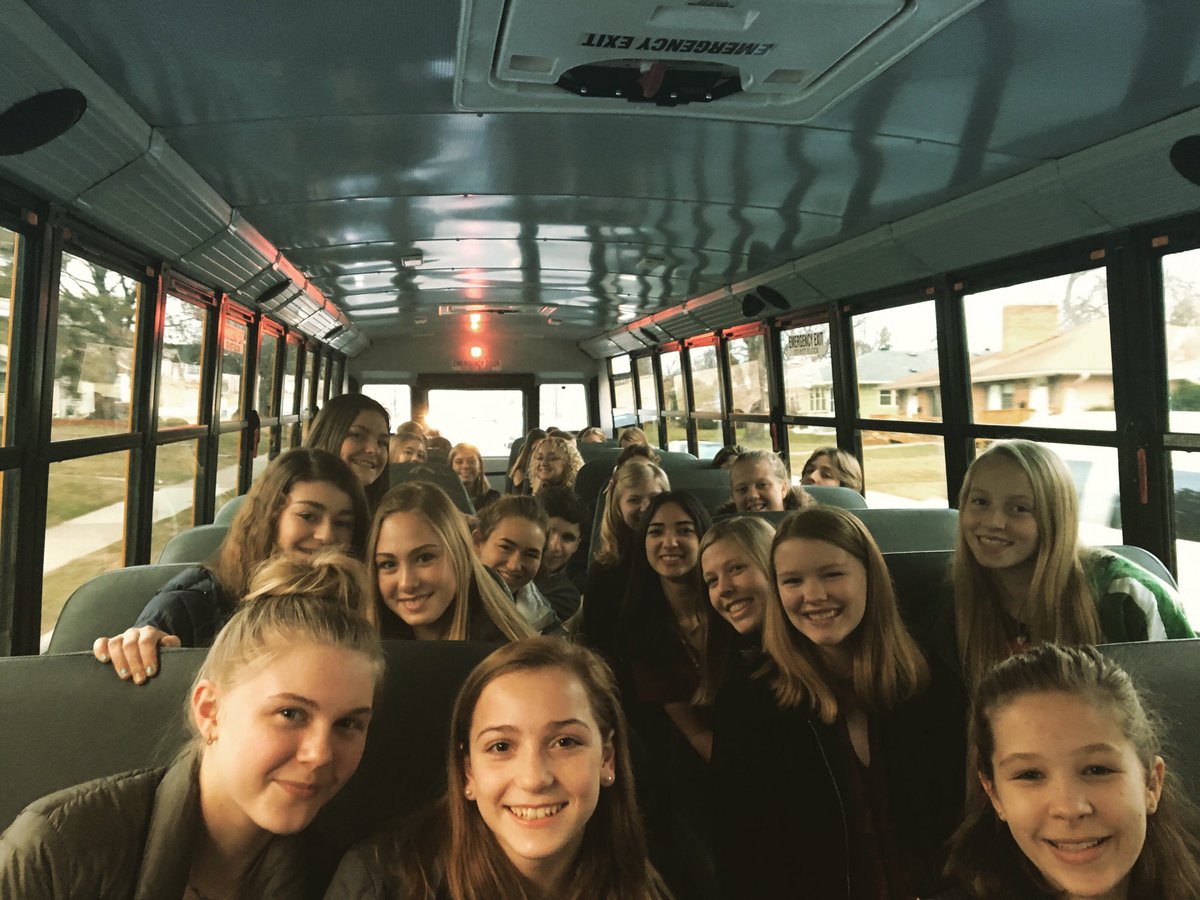 mocathedral's tweet photo. Gustavus bound for Christmas in Christ Chapel #choirlove https://t.co/8ceKeFvRdl
