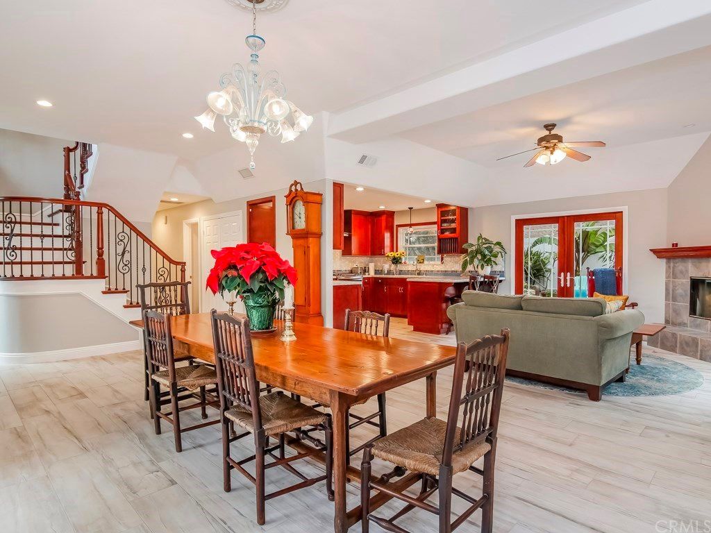 ListWellRealty's tweet photo. Come see our newest listing in #HuntingtonBeach OPEN HOUSE happening NOW Sunday 12/3 from 1 - 4pm https://t.co/My5c9ETzPe https://t.co/xhQra0cANS