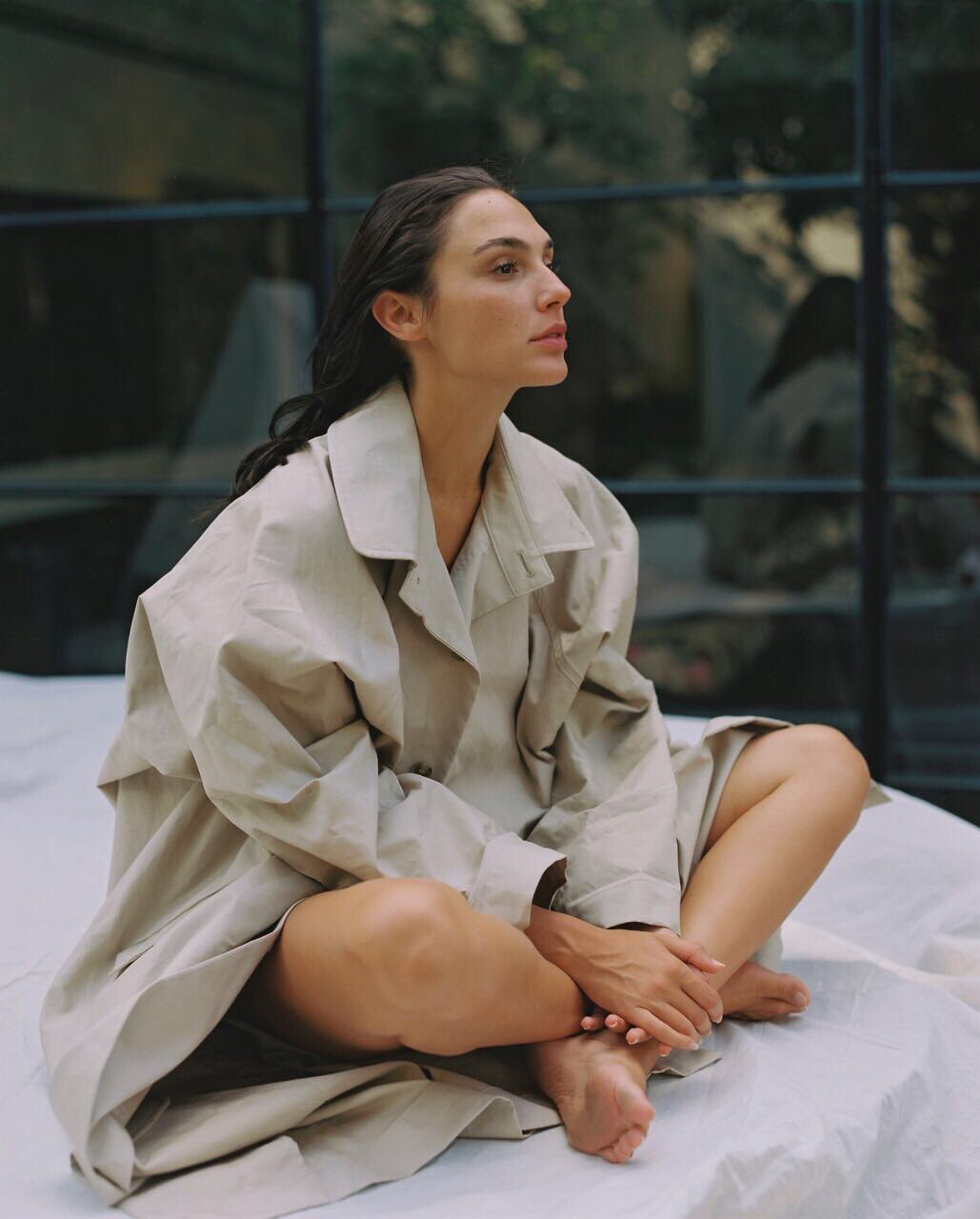 Gal Gadot on X: "Relaxing... https://t.co/eUcuDZBLHg" / X
