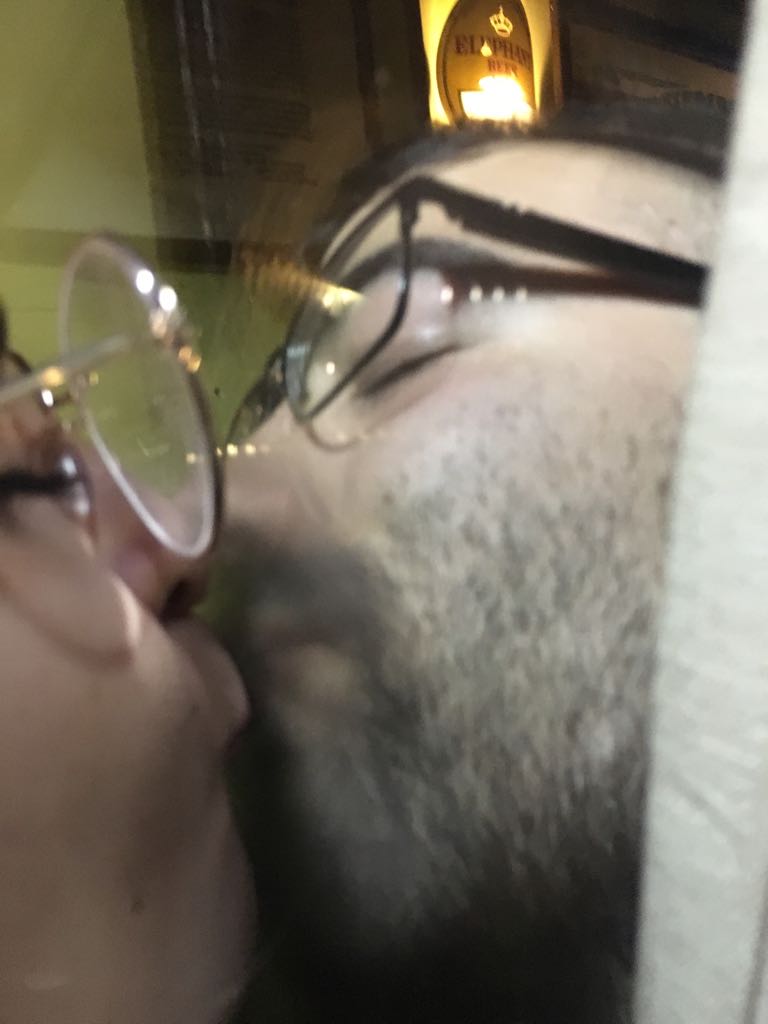 Cedius_'s tweet photo. Ayer pasó, por fin @chabelilapesada me besó. https://t.co/mP3nEJ8UgQ