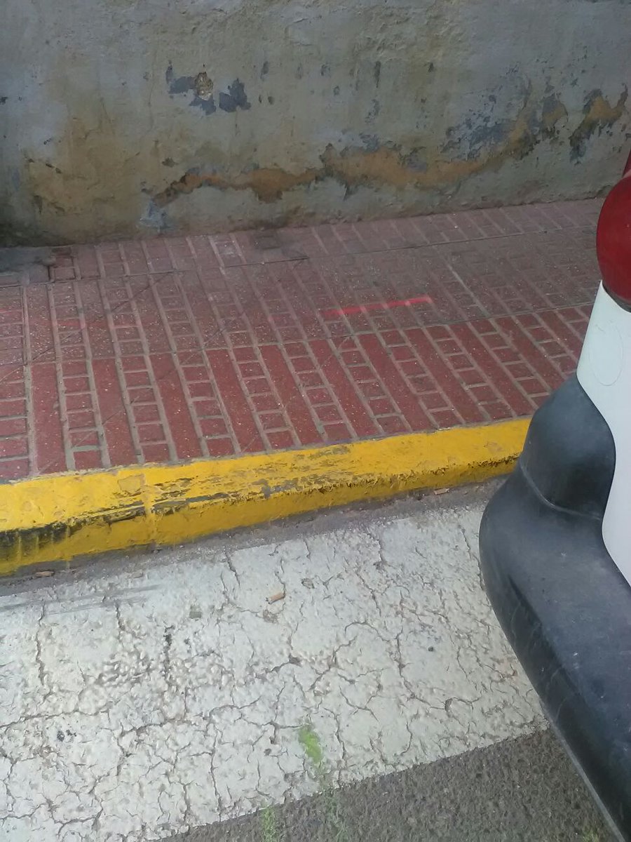 psoestaeularia's tweet image. Hoy es el dia internacional de las personas con discapacidad.
Para el ayuntamiento @Sta_Eularia estas personas no son prioritarias.
Lamentable la existencia que hay de tantas barreras arquitectónicas y el poco interés del equipo de gobierno de @PPEivissa para solucionarlo #PPfail