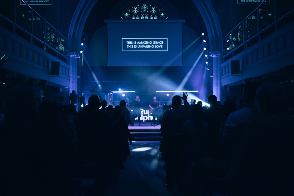 alphacourseuk's tweet photo. Here’s a lookback to when our #team and a few #hundred of you took a stroll through what it looks like to connect with others, through hosting an Alpha. The first stop on the #RunAlpha17 tour was @RachelGardnerRA: “Sharing the gospel is first and foremost — personal.” https://t.co/xoPd94xYWy