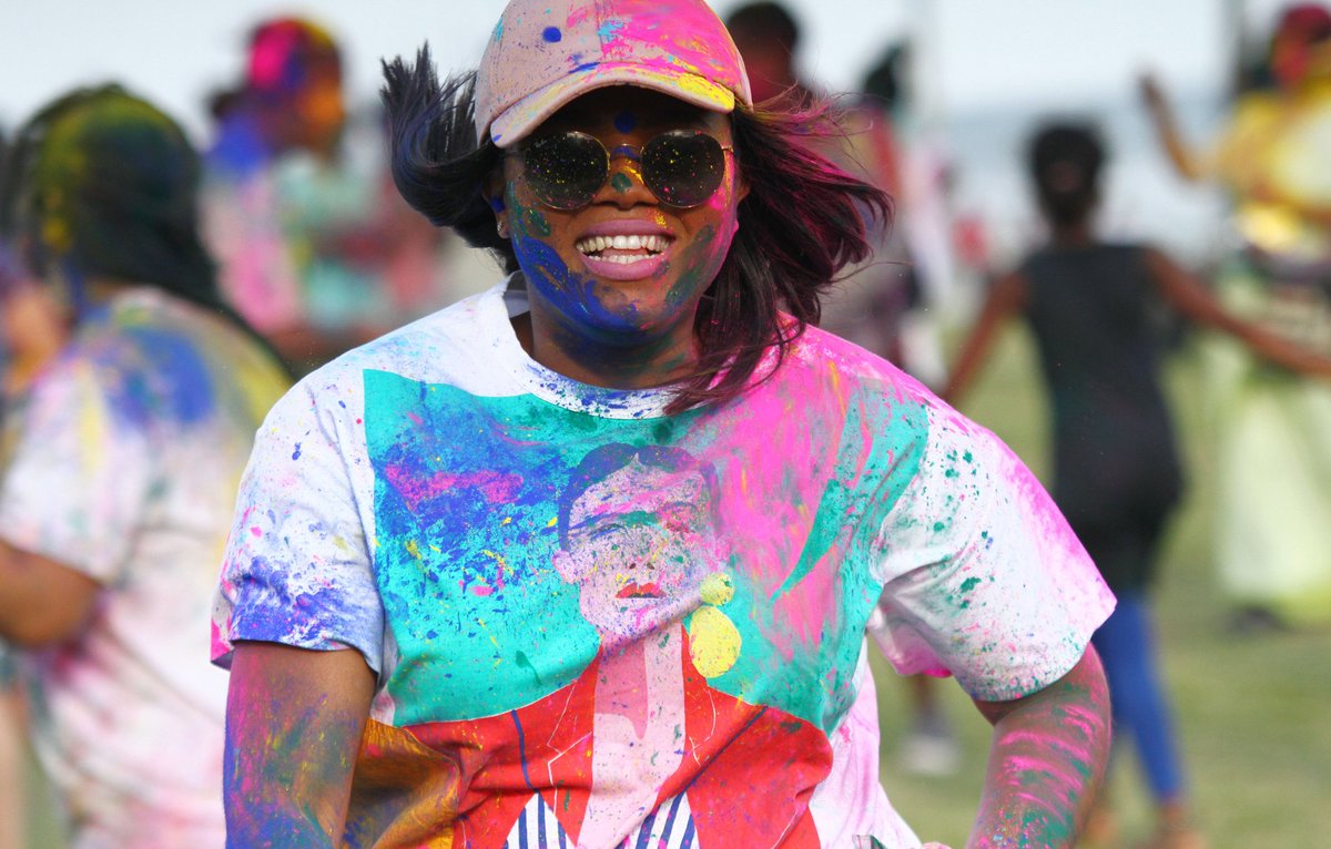 Tnngcobo's tweet photo. #DBNSummerKickOff Day 3 #ColourSplash #ArtsandCulture #eThekwiniMUNICIPALITY #PRC #Happiness #Fun #Potrait #PotraitPhotography#Canon #Moments 📷@SebzND https://t.co/rSACuBYJA7