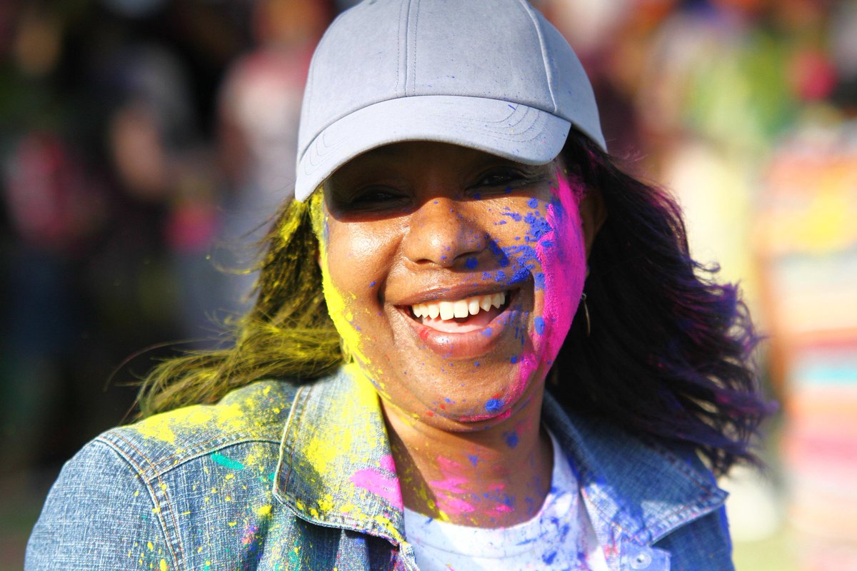 Tnngcobo's tweet photo. #DBNSummerKickOff Day 3 #ColourSplash #ArtsandCulture #eThekwiniMUNICIPALITY #PRC #Happiness #Fun #Potrait #PotraitPhotography#Canon #Moments 📷@SebzND https://t.co/rSACuBYJA7