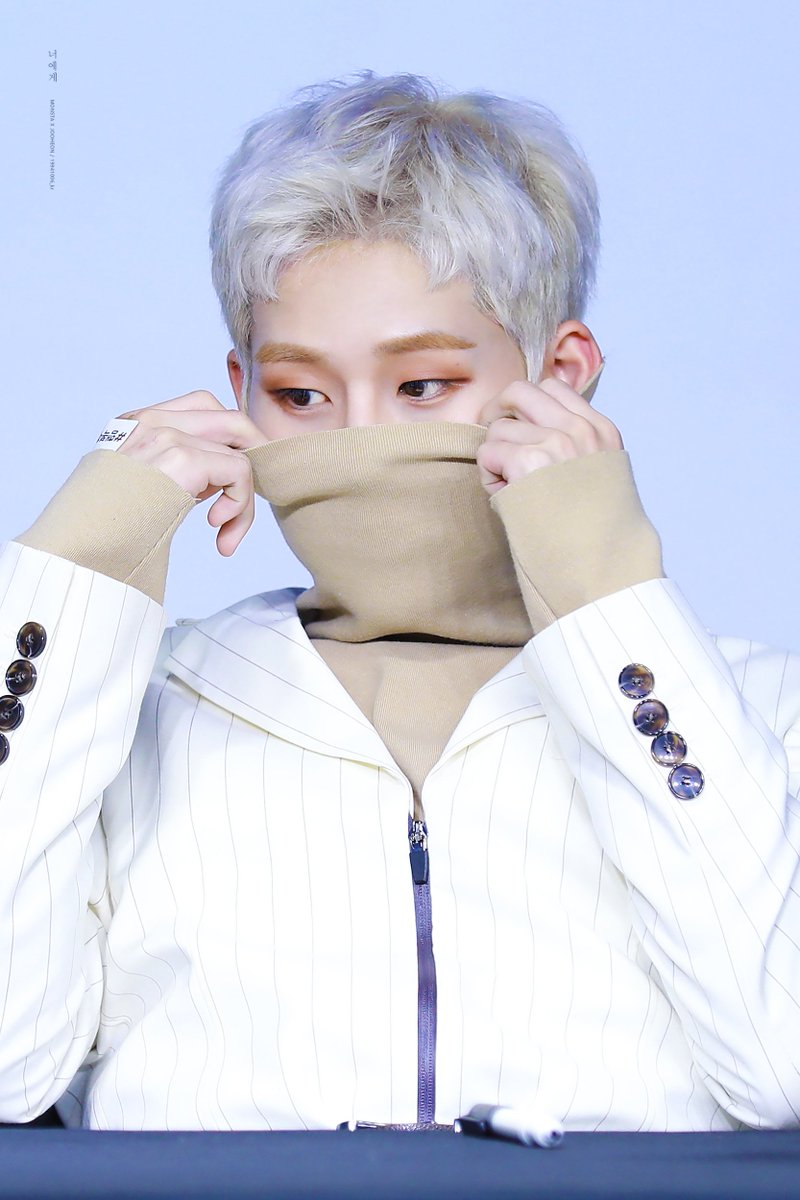 19941006_kr's tweet photo. 171203 수서 팬사인회 
#주헌 #몬스타엑스 @OfficialMonstaX https://t.co/9dsPbKn5Gr