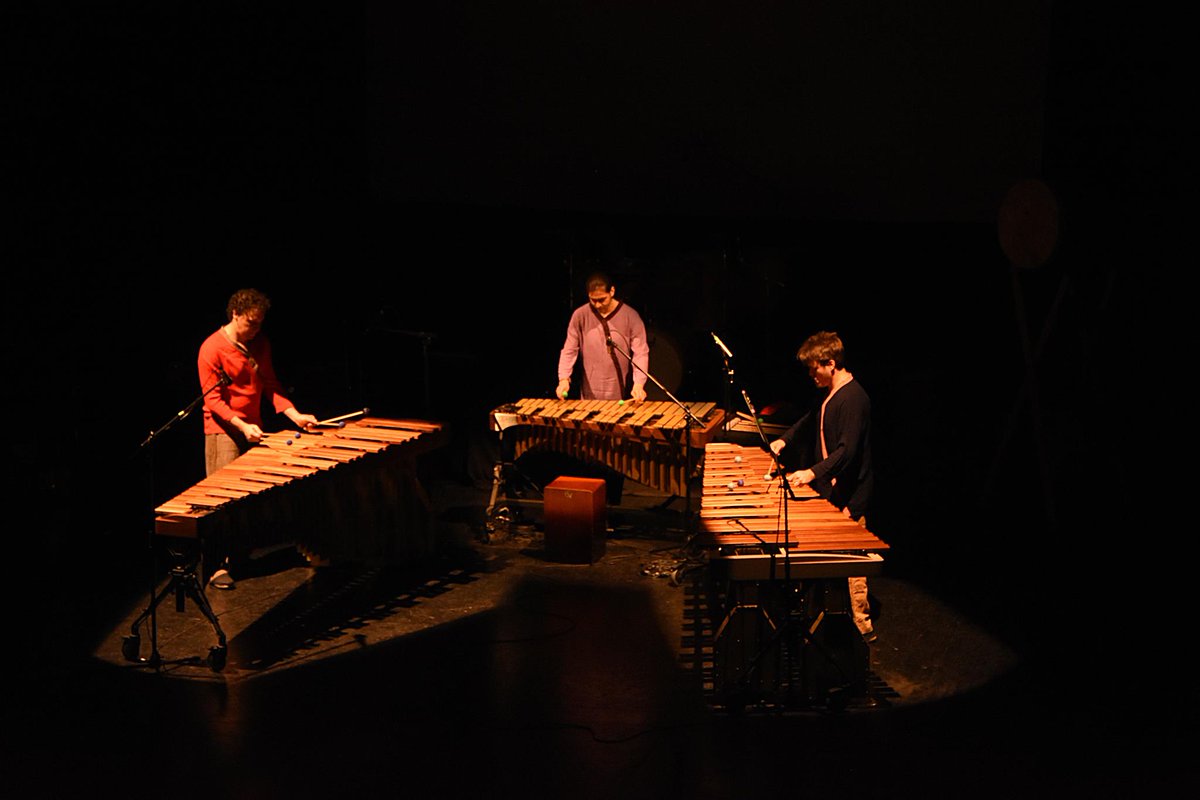 FestPercusion's tweet photo. HOY DOMINGO... 19:00 HRS. Concierto de clausura "2do Festival de Percusión #Coyhaique 2017... entrada liberada, Centro Cultural... 
IMPERDIBLE! https://t.co/7D6cJiFdz0