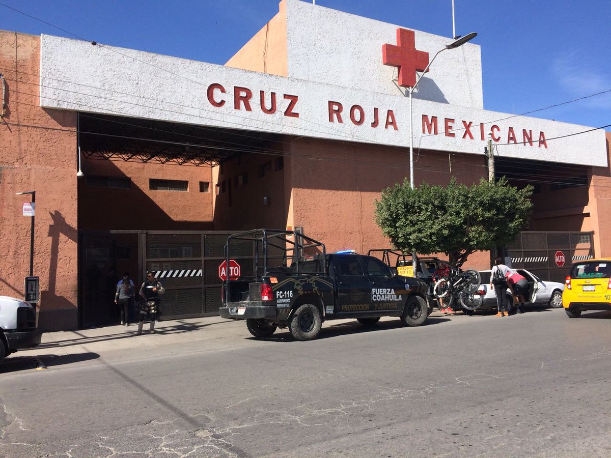 FerFregosso's tweet photo. RT @MilenioLaguna: 🚨🚔 Ebrio dispara a su amigo en 'borrachera' tempranera en #Torreón 
https://t.co/edniJkExug https://t.co/iDaxUxldRv
