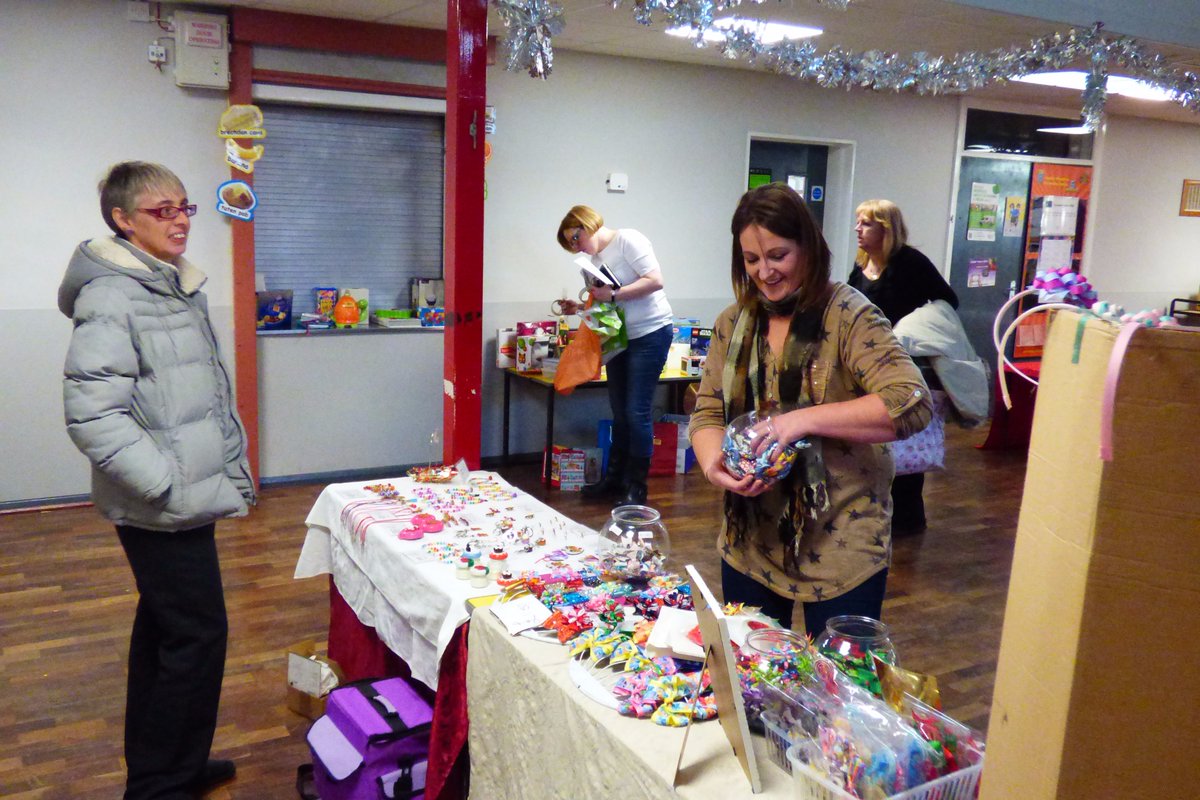 Malpas_Park's tweet photo. Wow wow and wow! We’ve finished counting the money from Friday, and then taking into account the Christmas card orders we raised a fantastic £1,130!!!! 🎉
A massive thank you to everyone involved! #gomppspsa https://t.co/2T1gDqThgn