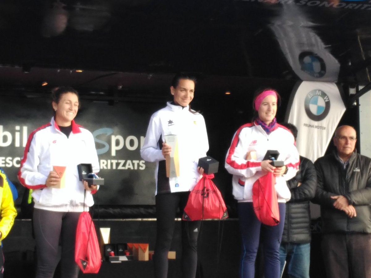 Podi femeni <a href="/mitjamataro/">MITJA DE MATARÓ</a> 
Lidia Rodríguez 1h13'58" (<a href="/cornellaatletic/">Cornellà Atlètic</a> )
Meritxell Soler <a href="/txell921/">Meritxell</a> 1h20'56" (<a href="/CAManresa/">Club Atletic Manresa</a> )
Mireia Guarner <a href="/migupi/">Mireia Guarner</a> 1h21'57"(<a href="/CAManresa/">Club Atletic Manresa</a> )
📸: <a href="/Carrer_9/">Carrer 9</a>