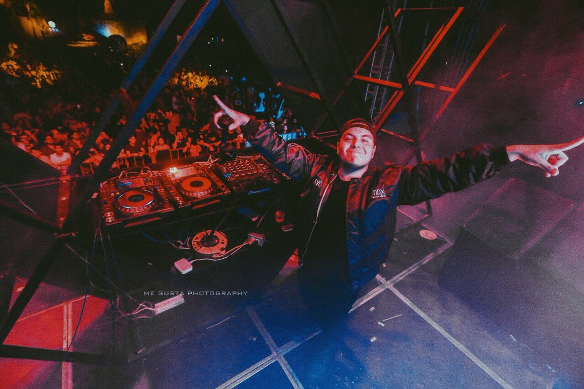 lujavomusic's tweet photo. Estuvieron increíble Merida!! 🔥❤️🔥 #neonplanetfestival #MDXFAM @DosEquisMx | 📸: @MeGusta_Photo | @mdx_agency https://t.co/RM0clDPaR6