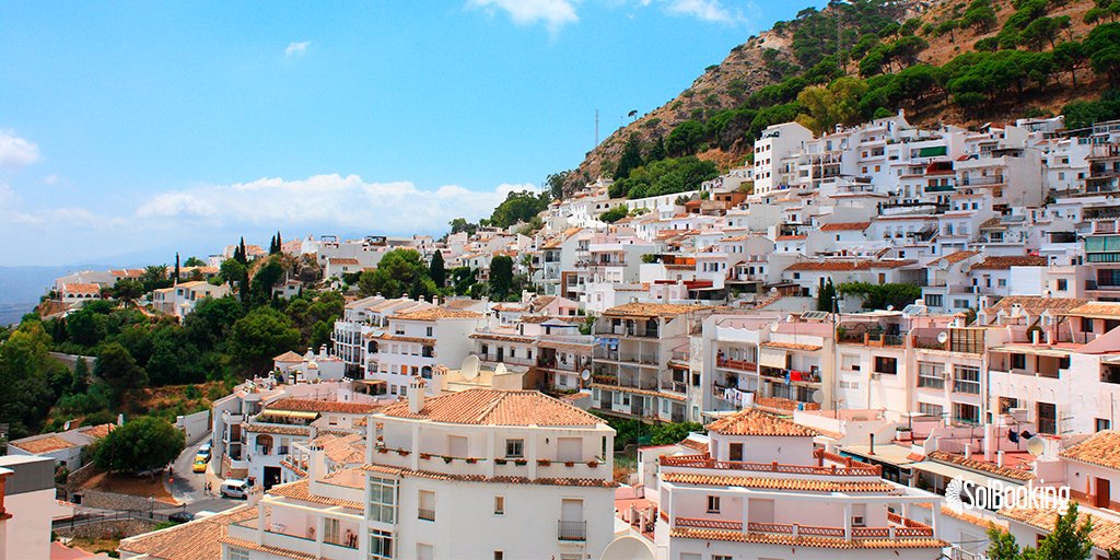 solbooking's tweet photo. Aprovecha el #puentedediciembre para visitar #Mijas, uno de los pueblos blancos más bonitos de la #CostadelSol. https://t.co/UqZqWCFZlt
#SolBooking #Malaga #travel #vacaciones #sun #planazo 
@vivecostadelsol
@OrgullodeMalaga https://t.co/3CzTb5Rse2