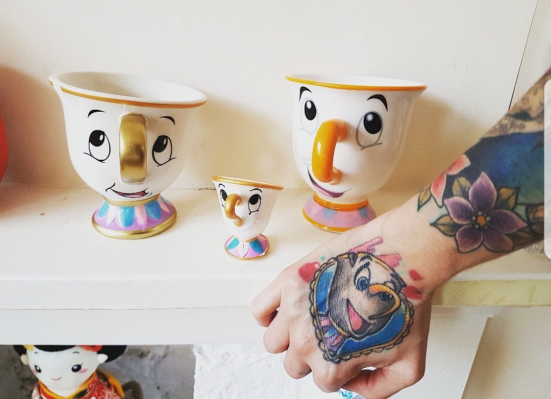 Ainhoa_ink's tweet photo. Love my chip collection #beautyandthebeasttattoo #beautyandthebeast #disney #tattoodisney #disneytattoo #chipmug #lovedisney https://t.co/KUXtw1rAyr
