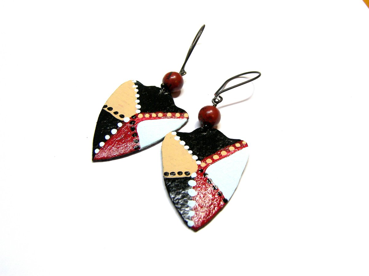 lunaessence's tweet image. ON SALE Leather Earrings Handpainted Earrings painted … etsy.me/2zynoin #HandmadePurses #HandpaintedEarrings