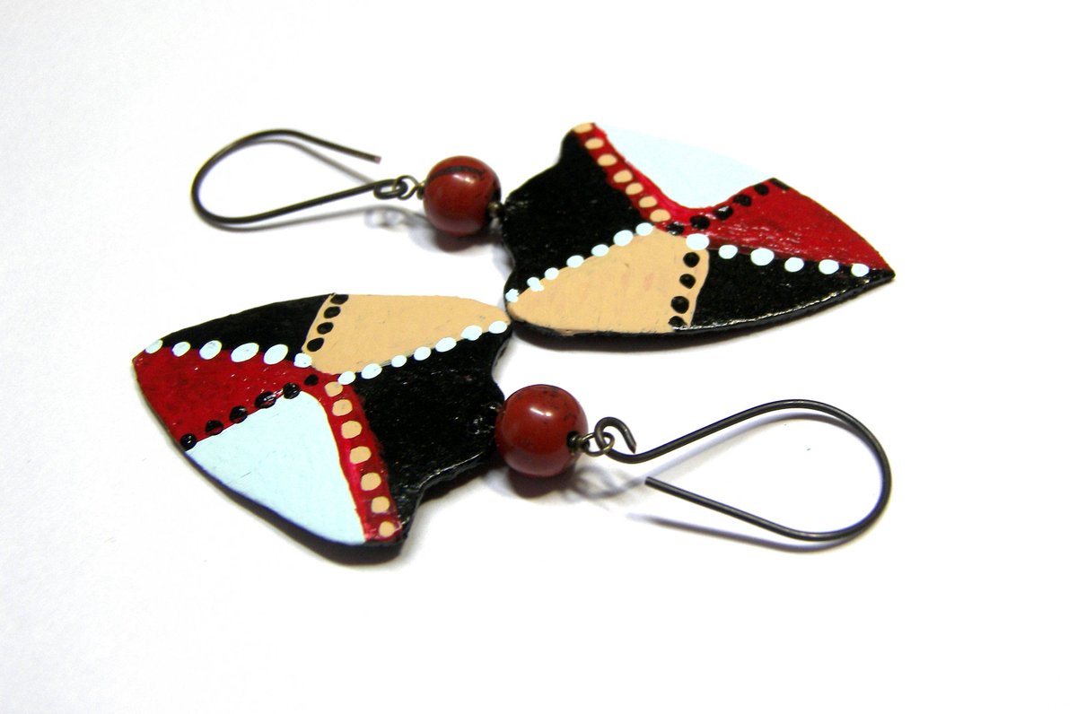 lunaessence's tweet image. ON SALE Leather Earrings Handpainted Earrings painted … etsy.me/2zynoin #HandmadePurses #HandpaintedEarrings