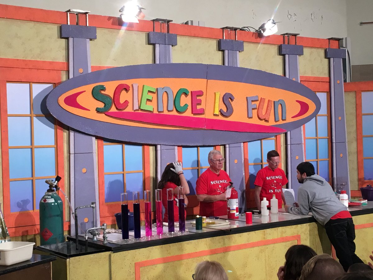 prowag's tweet photo. #WIIdea in action! 48th Annual Once Upon A Cheery in the Lab of Shakhashiri! https://t.co/WVfd2VLlHR