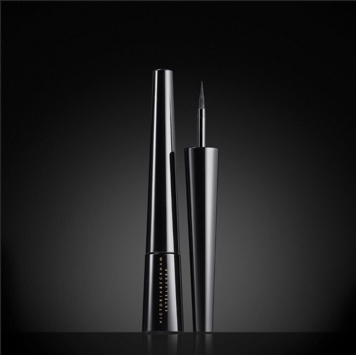 victoriabeckham's tweet photo. Recreate my Paris city look at home!  Pair my Matte Black Cassis lipstick with a timeless defined eye. Shop #VBxEsteeLauder at my website and in stores now! x VB https://t.co/hXi6OFdIrC https://t.co/gA2bi6RTEo