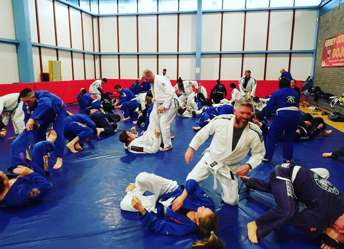 Keztastic's tweet photo. Madness at #TeamRyano end of year grading! Congrats to all who go their belt promotions :)
#bjj #grading #stranglesquad #girlsingi #girlswhofight https://t.co/CdKLN7LXWp