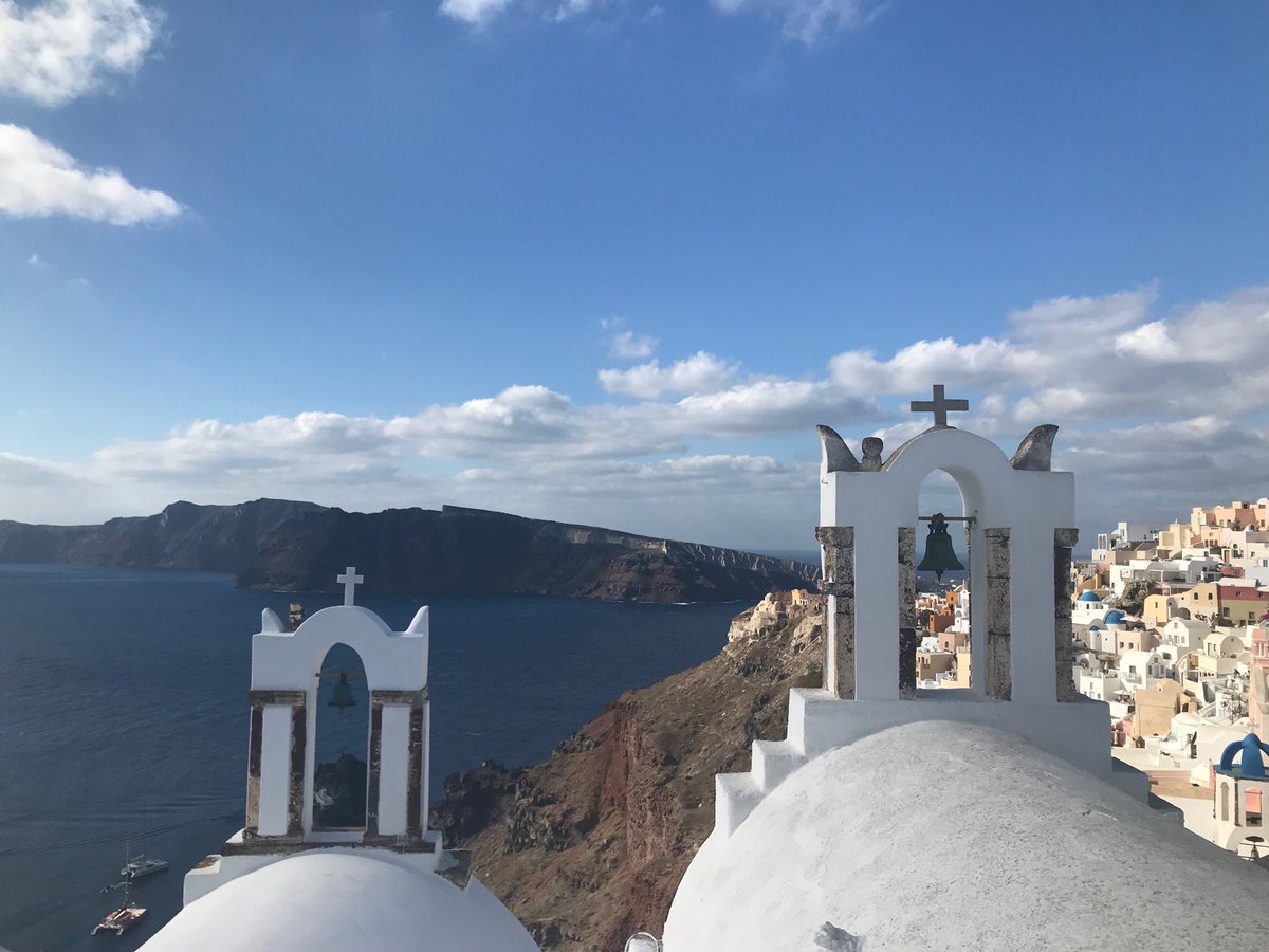 CharaGuide's tweet image. Travel to Santorini with yoursantoriniguide.com