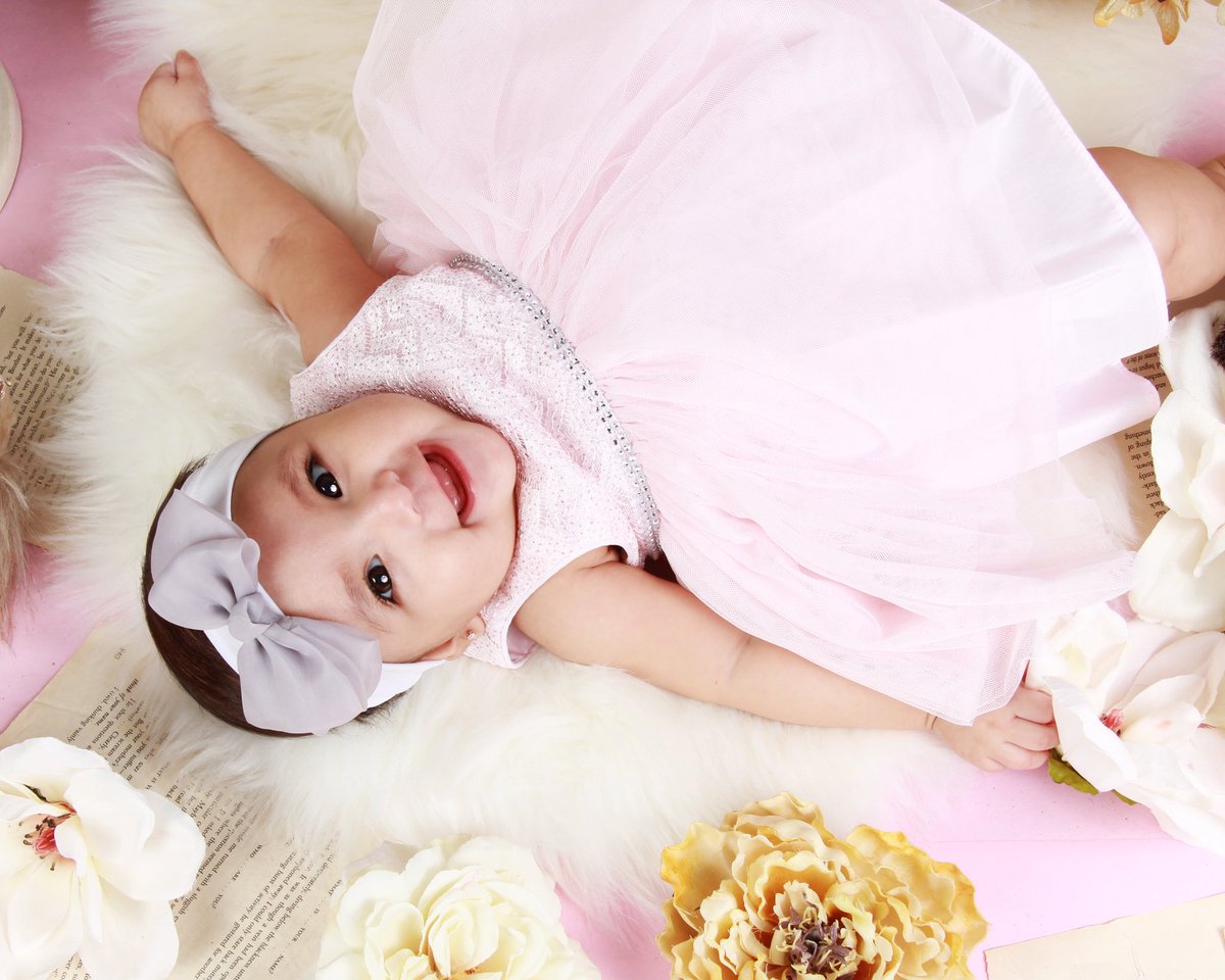 CuteSmilingFace's tweet photo. Beautiful baby girl 

#babies #babygirl #cutenessoverload https://t.co/0dIW9MMvlJ