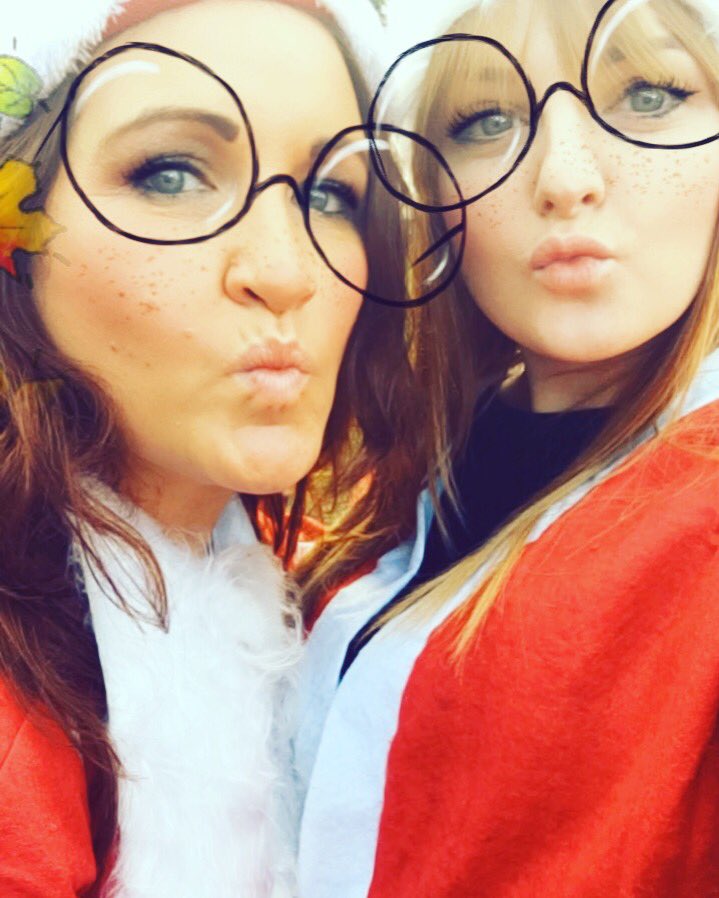 NicolleCharlie's tweet photo. So Iβm taking more opportunities to challenge myself. Today I ran 5km for #derbycharity β€οΈ ward, alongside a few #Derbydynamos. What a brilliant day for an amazing cause. #socialinvestment #mac. @derbybev @kerry_bono https://t.co/kA63DOcSKP