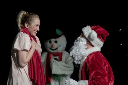oceanvale's tweet photo. The Yellowpoint Christmas Spectacular is a celebration of Christmas as well as an extravaganza of music, dance, lights and decorations. #Oceanvale #Christmas
https://t.co/3b66pZbQ8P https://t.co/Z88dTD0jQF