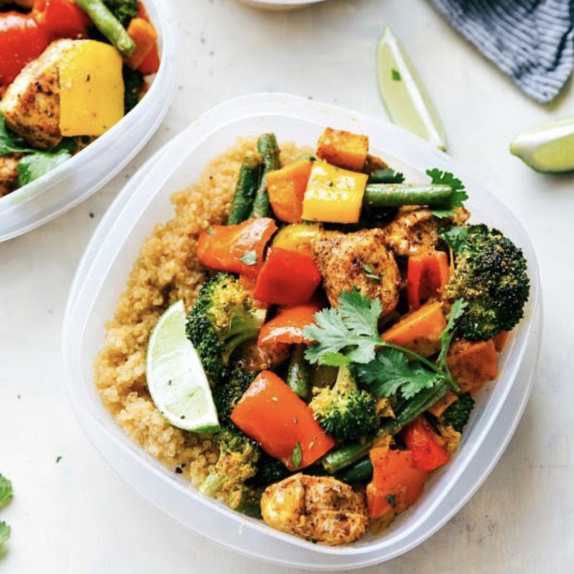 cincofit's tweet photo. There are so many ways you can meal prep with chicken - what’s your favorite?
#CINCOfit #MealPrepSuccess #KatyTX #WhatsOnYourPlate https://t.co/V9740goHN8