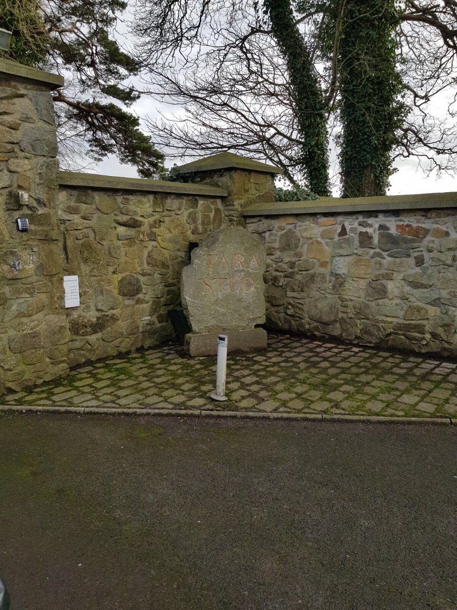 AquisFarm's tweet photo. Last week our MD, @JustinFung9 visited @TaraStud to see where #DivineProphet will be spending his NH Hemisphere season in Ireland. DP’s classic style barn passes Justin’s inspection & security is already on the job! #FutureIsBright #AquisPartnership #EveryOneIsTalking https://t.co/E0BTcEP6mC