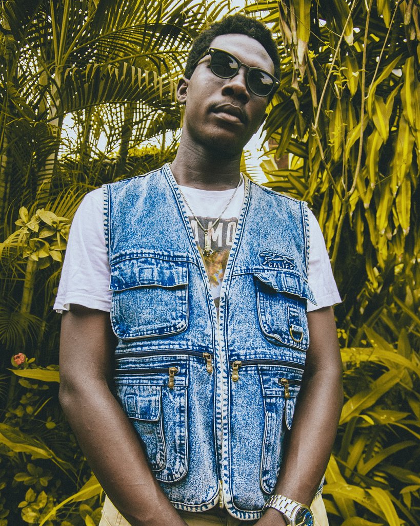 Olayinkadwave's tweet photo. OPPORTUNITIES DON'T JUST HAPPEN, YOU GOTTA CREAT THEM. IT'S ALWAYS BEEN A MATTER OF TIME 📷[@___TSE] #DWAVESTYLING #MBMW #DWAVE17 https://t.co/Y7yFAWvC3y