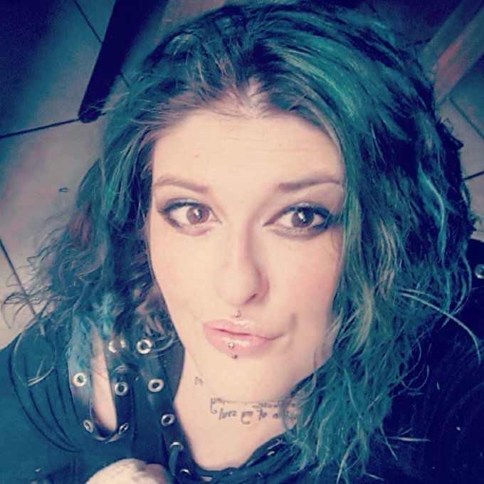 #NouvellePhotoDeProfil https://t.co/doTqdEu6iI<a href="/tag/nouvellephotodeprofil"class="tags">#NouvellePhotoDeProfil</a>