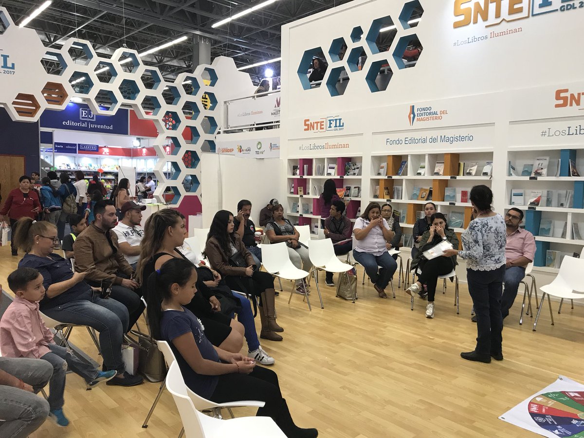 Seccion471's tweet photo. Actividades en la FIL 2017 #SnteFil2017 https://t.co/VAljvKYEkk