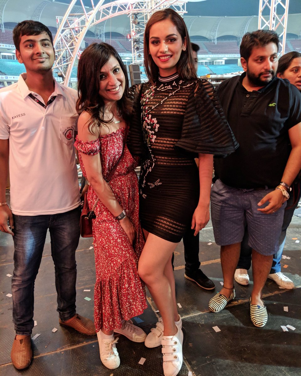 MissMalini's tweet photo. Great to see you @ManushiChhillar! #MissWorldIndia #guestlistforgood #glfg #WBGF17 @HARDWELL #MissWorld2017 @guestlist4good @jayantrastogi @ShailendraS7 @MatthewSpacie thank you @sandeepm1, epic night! https://t.co/88aMrsYcAG