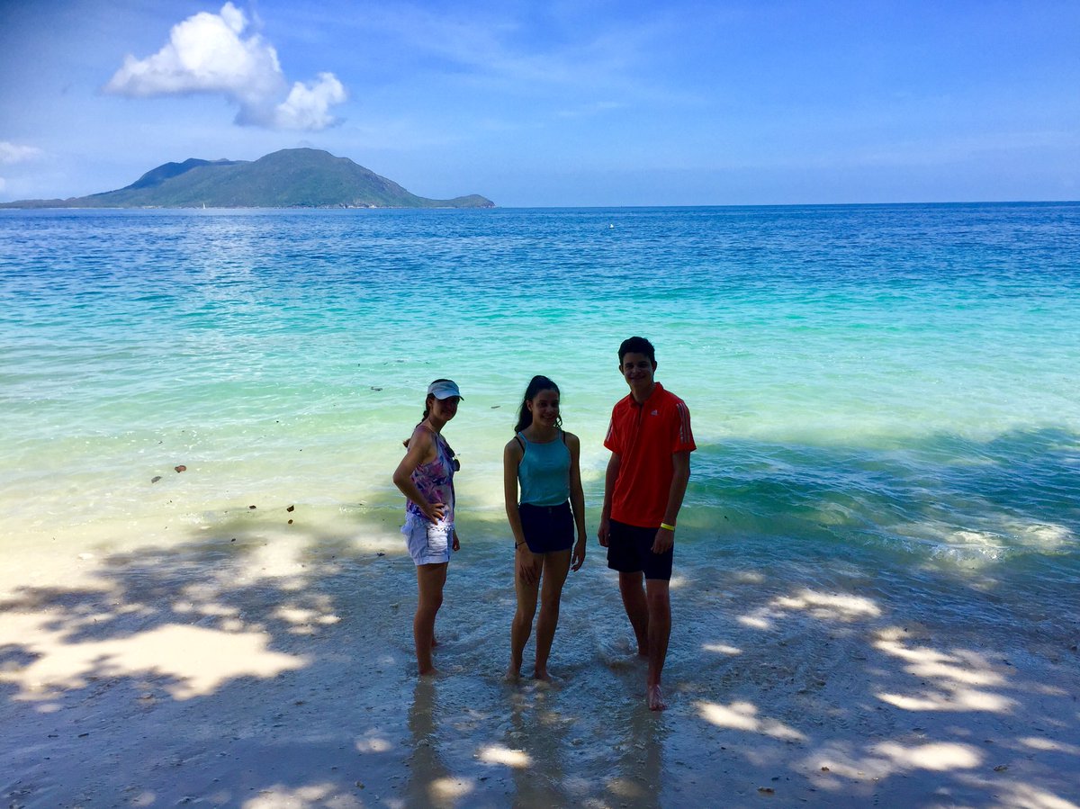 Magnificent day at Fitzroy Island #fitzroyisland #queensland